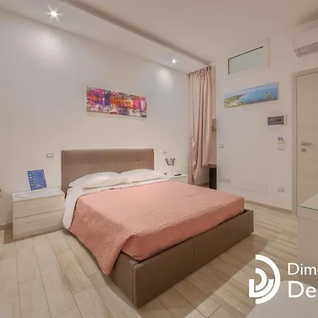 Dimora Del 4*